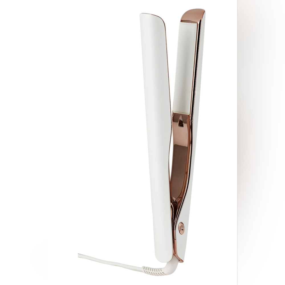 Flat Iron LUCEA ID Brand New in Box